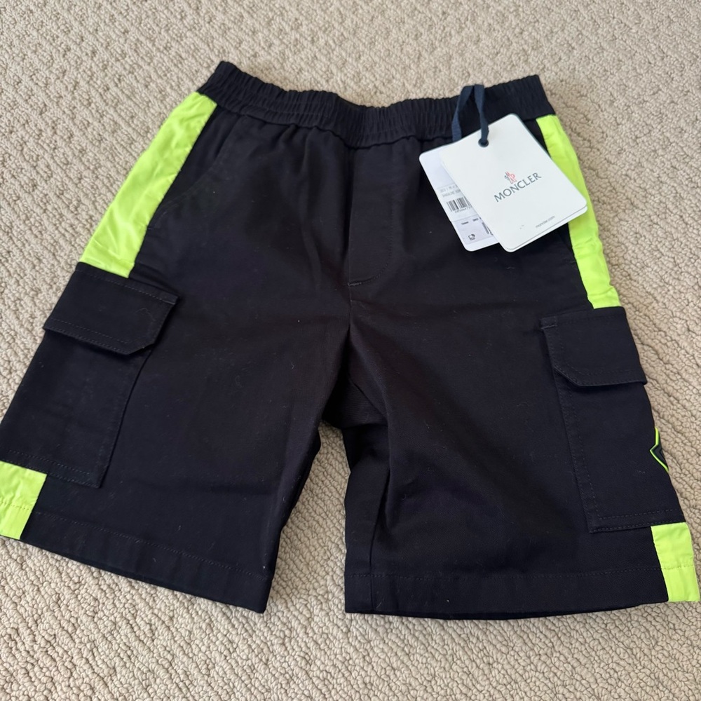 MONCLER junior boy's Bermuda shorts in black cotton Size 8A - Picture 2 of 5